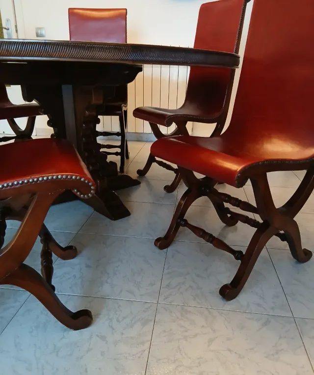 Juego de 6 sillas Valenti.