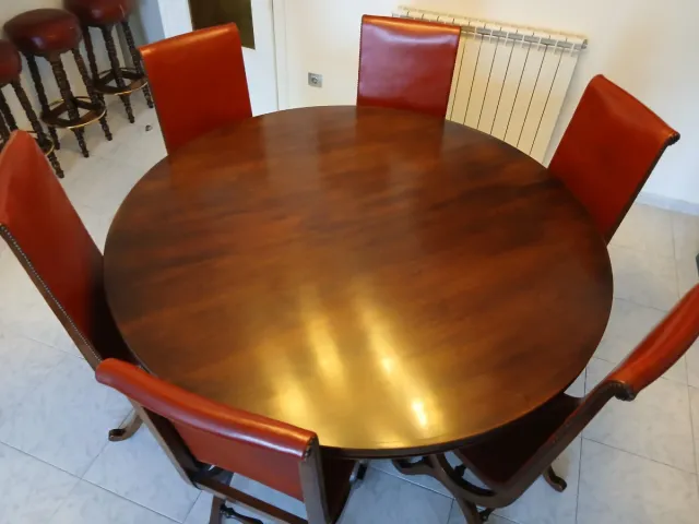 Juego de 6 sillas Valenti.