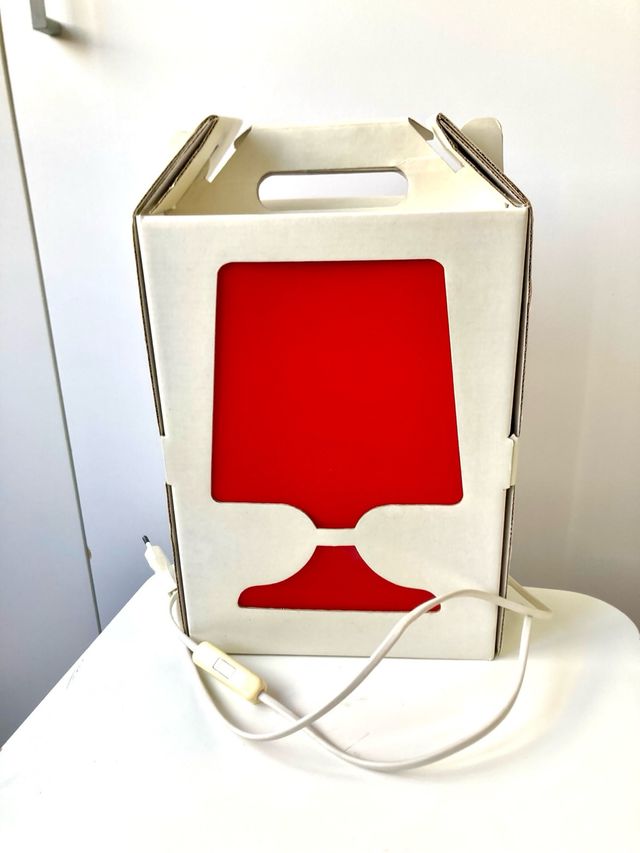 Lámpara Flamp Design Code Roja