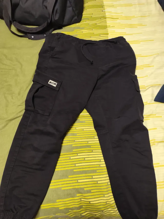 Jogger Zara Negro Bolsillos