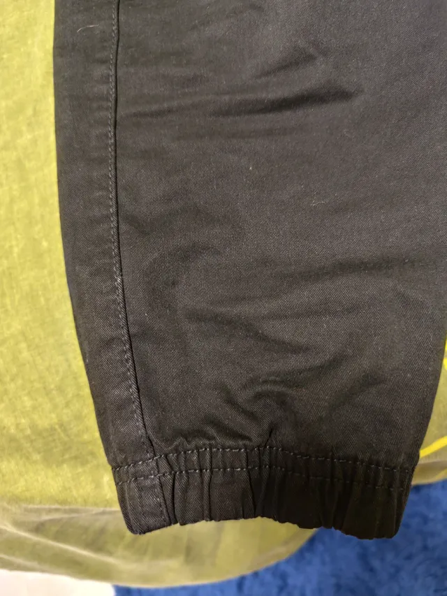 Jogger Zara Negro Bolsillos