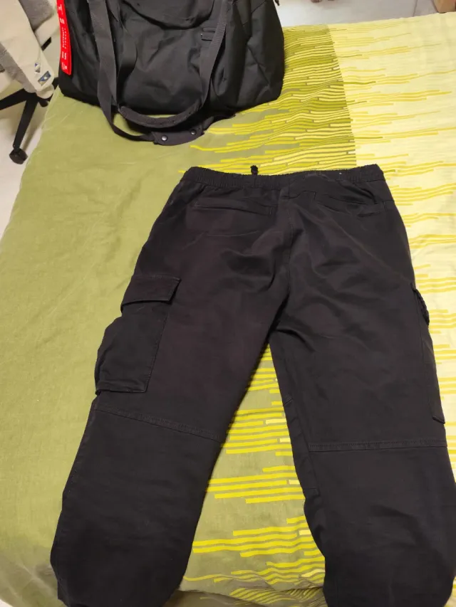 Jogger Zara Negro Bolsillos