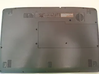 Portátil Acer ES1-572 Negro