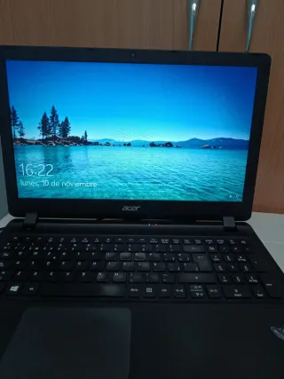 Portátil Acer ES1-572 Negro