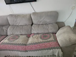 Divano modulare grigio con cheslong year