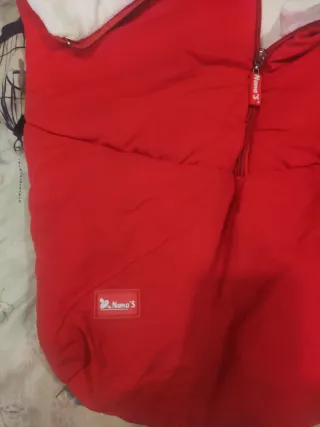 Saco para sillita de bebé rojo