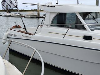Beneteau Antares 710