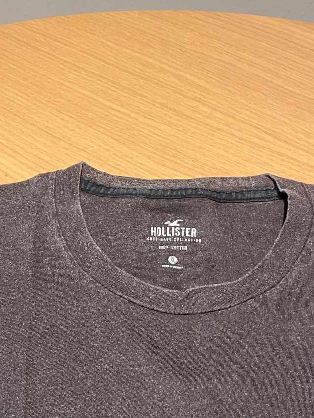 Camiseta Hollister Talla M Degradado Negro/Morado