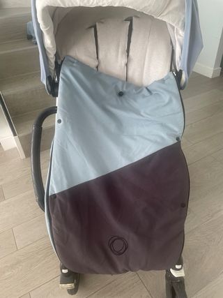 Bugaboo Fox Azul + Manta + Patinete