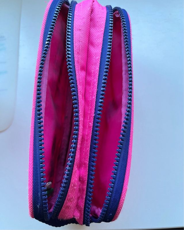 Estuche Benetton Rosa