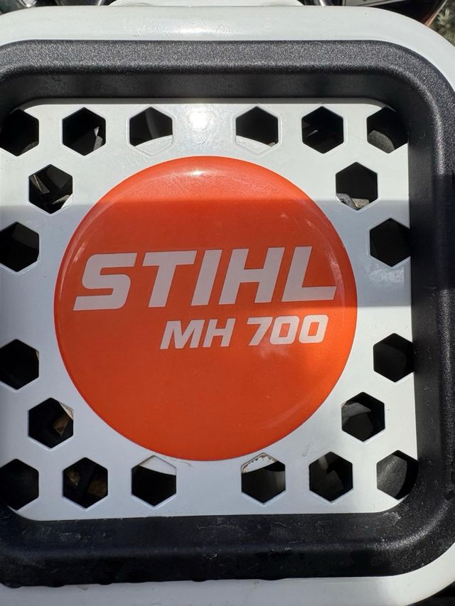 Motoazada Stihl MH 700