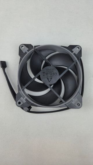 Ventilador PC ARCTIC BioniX P120 120mm 4 pines