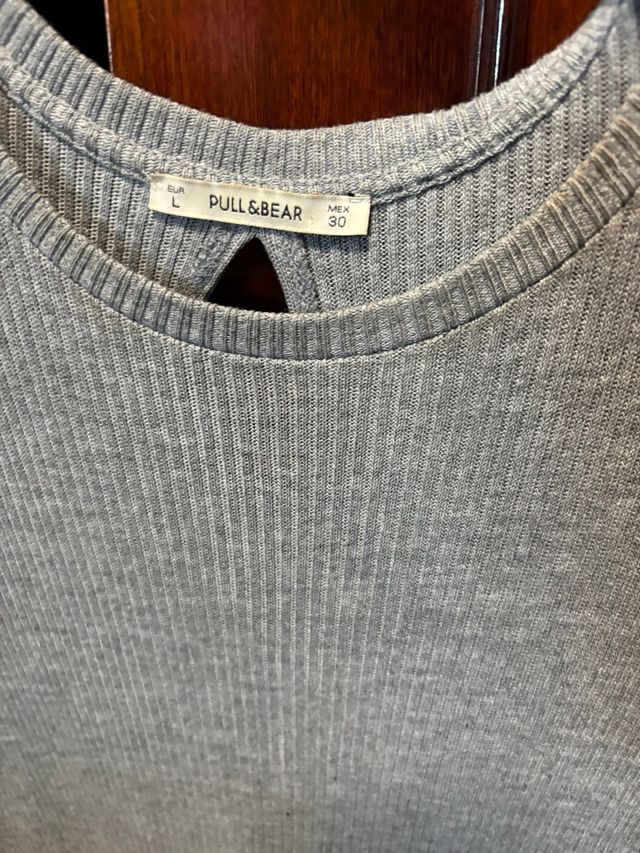 Vestido gris Pull&Bear manga corta