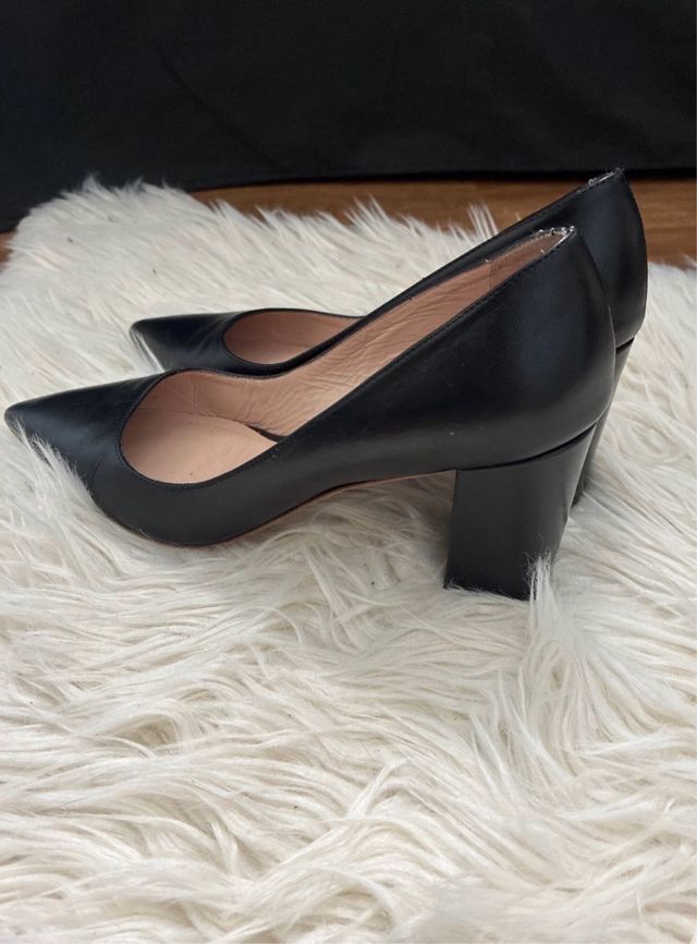 Salones STUART WEITZMAN negros tacón