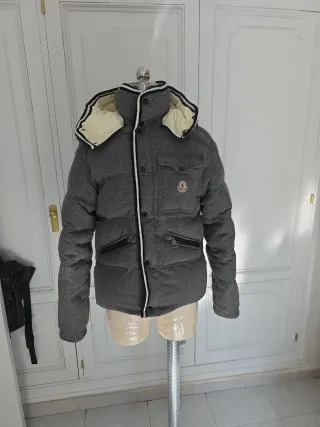 Chaqueta Moncler Gris