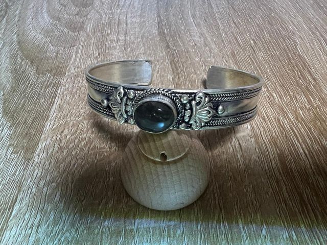 Pulsera de alpaca y labradorita