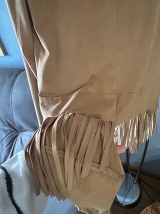 Chaqueta Zara flecos marrón