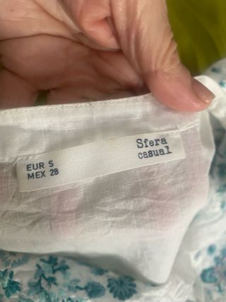 Camisa Sfera bordada blanca y turquesa