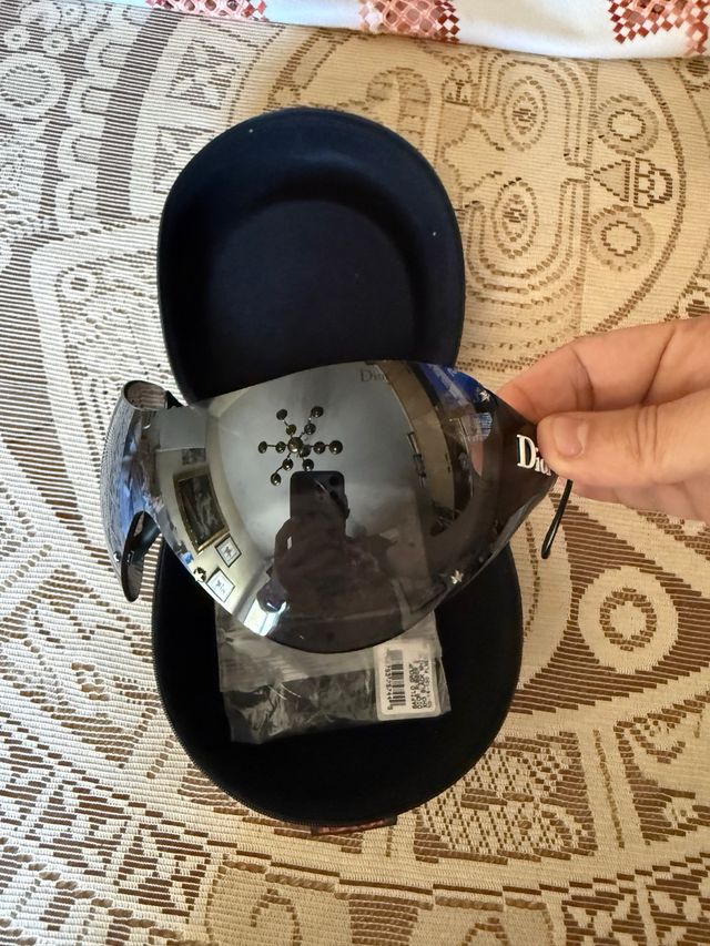 Gafas de sol Dior negras.