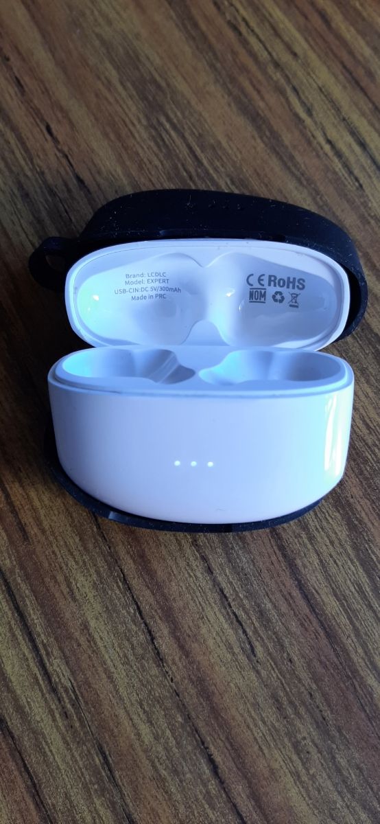 Estuche y funda auriculares LCDLC EXPERT