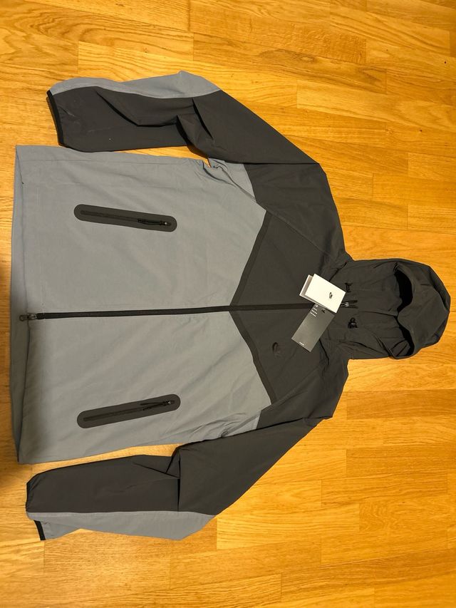 Chaqueta Cortavientos Nike Tech Woven Hombre