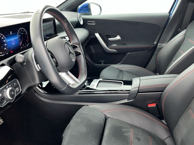 Mercedes-Benz Clase A 180 100 kW (136 CV)