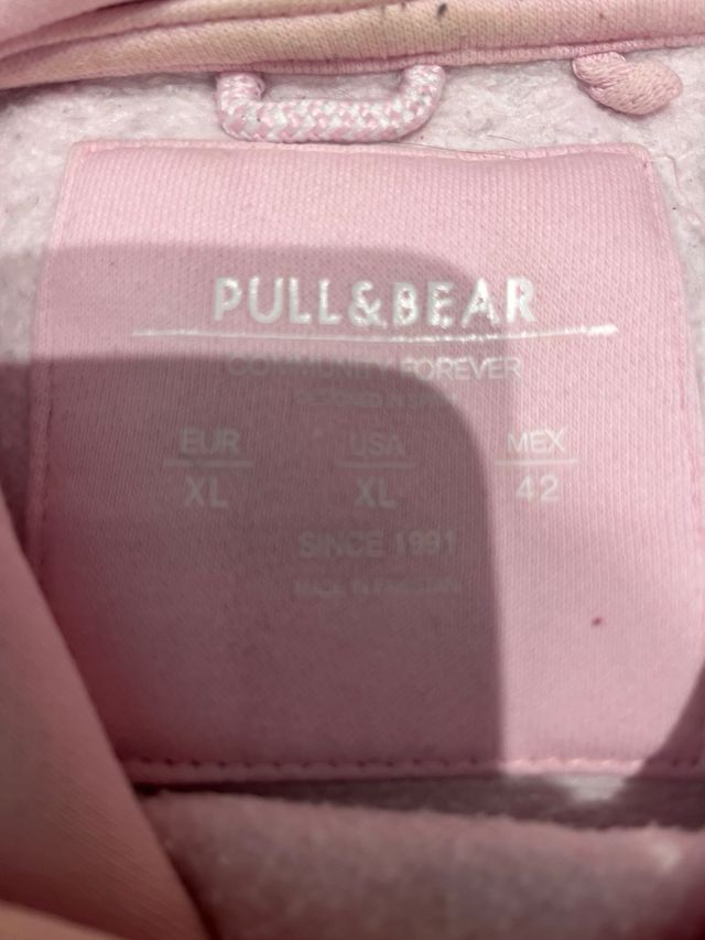 Sudadera rosa con capucha