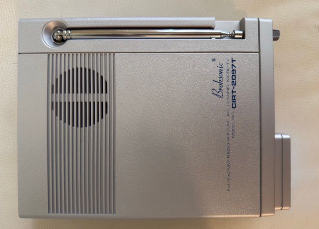 Mini TV Rádio Broksonic com Tubo Orion Japonês