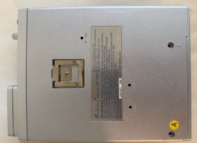 Mini TV Rádio Broksonic com Tubo Orion Japonês