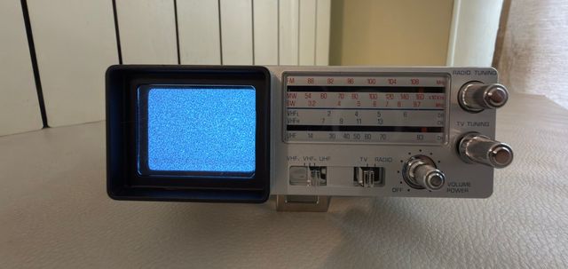 Mini TV Rádio Broksonic com Tubo Orion Japonês