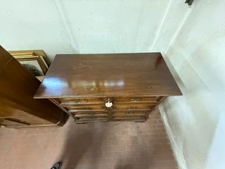 Cassettiera Canterano Lombardo in noce