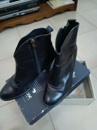Botines de tacón negros