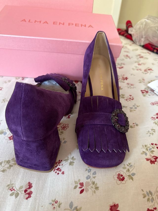Zapatos Alma en Pena Morados Talla 60