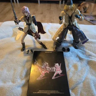 Final Fantasy XIII-2 Edición Especial + 2 Figuras
