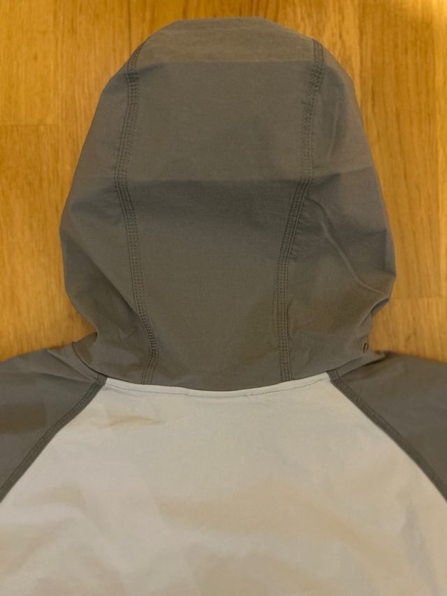 Chaqueta cortavientos Nike Tech Gris/Blanco