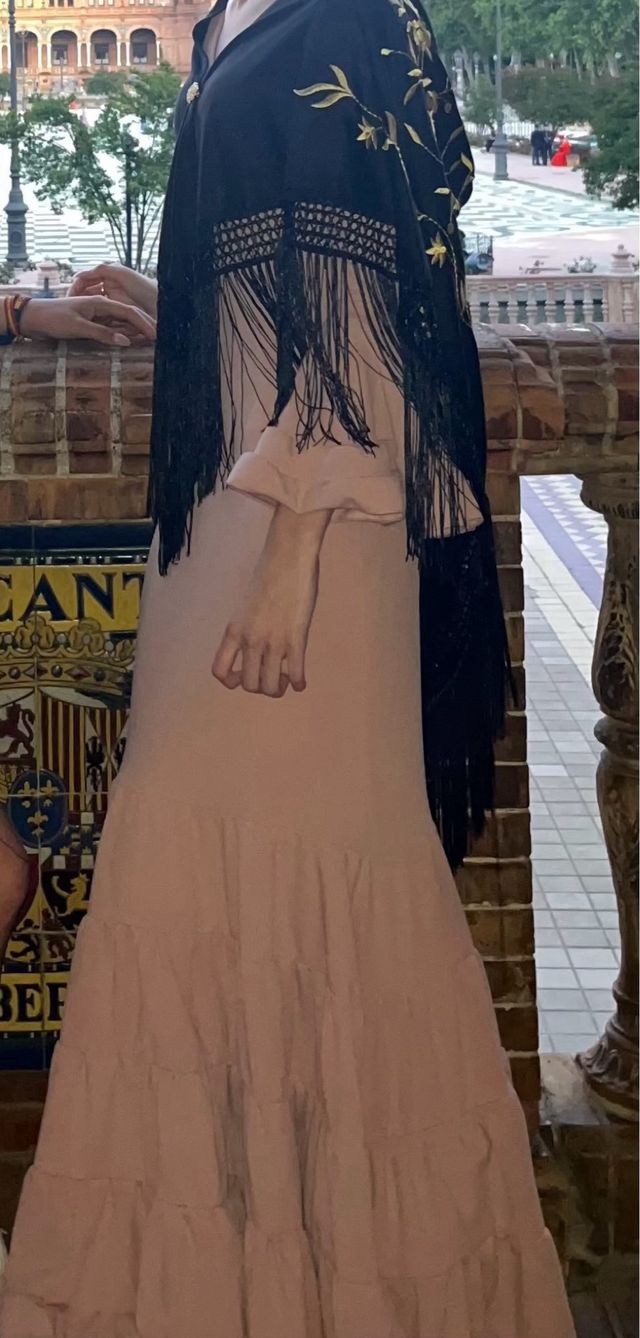 Traje de flamenca negro y rosa Talla XS