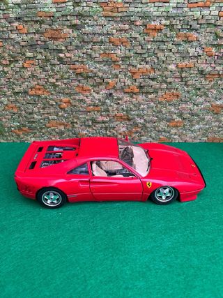 Ferrari GTO 1984 - Escala 1:18 - Burago