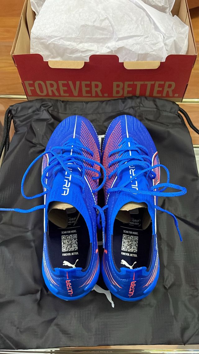 Botas de fútbol Puma Ultra Talla 42.5 Nuevas