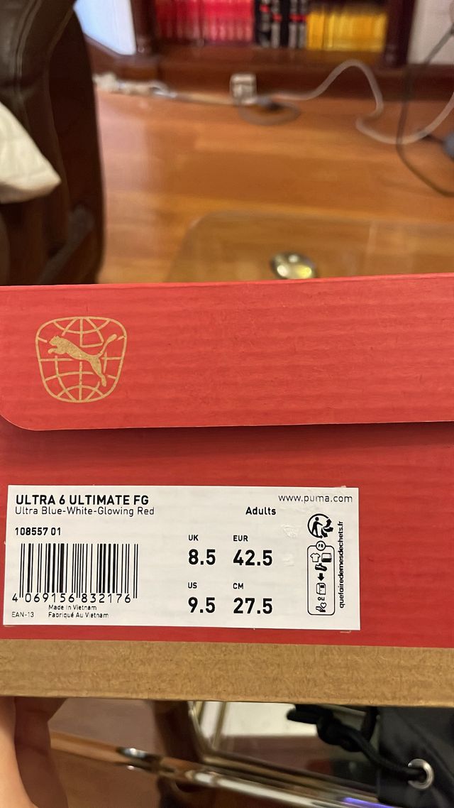 Botas de fútbol Puma Ultra Talla 42.5 Nuevas