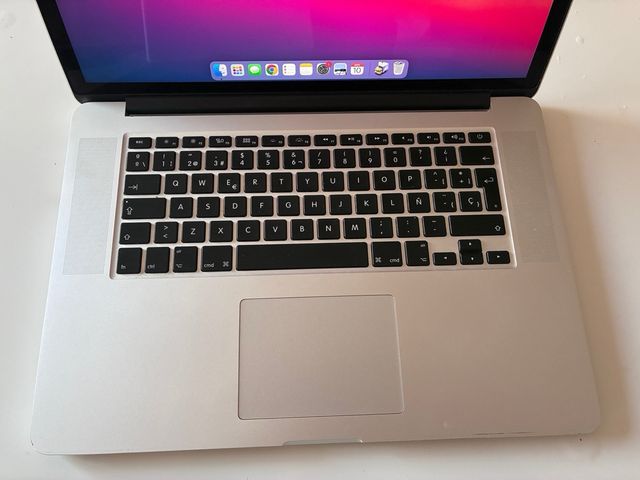 MacBook Pro 15 2014 i7 Plata