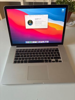 MacBook Pro 15 2014 i7 Plata