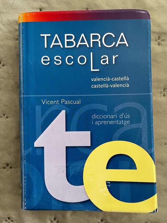 DICCIONARI TABARCA ESCOLAR Valenci-Castella/Cas...