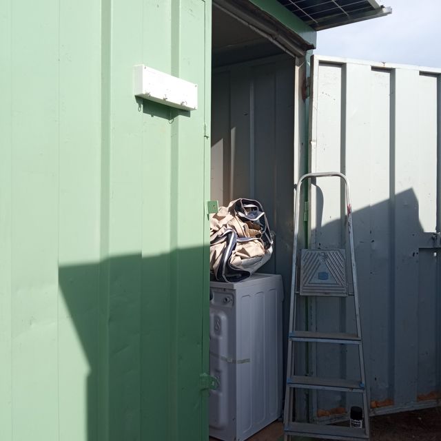 Contenedor caseta de hierro