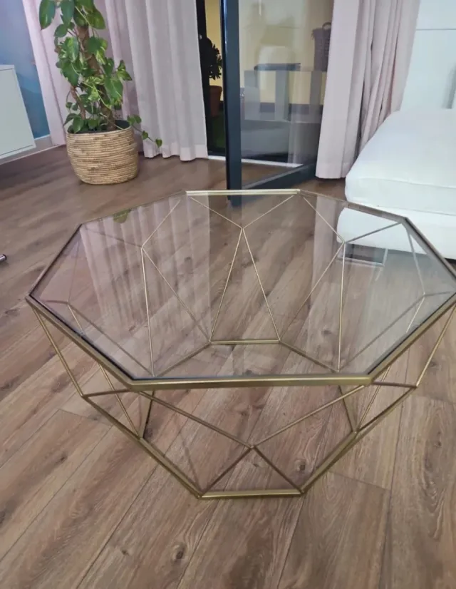 Mesa de centro geométrica cristal y metal