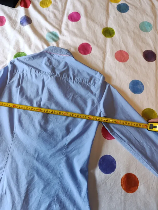 Camisa Valecuatro azul y rosa