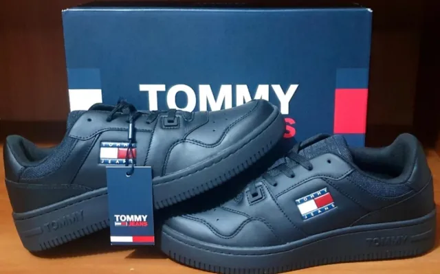 TOMMY HILFIGER ORIGINAL A ESTRENAR TALLA 42