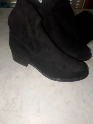 Stivali donna camoscio neri