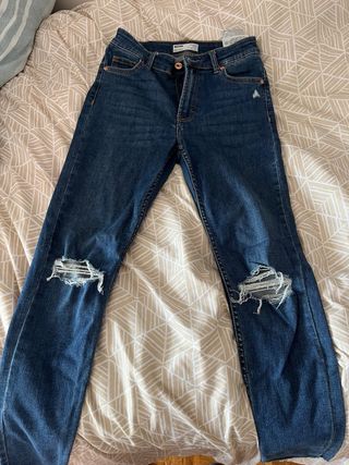 Pantalón vaquero Bershka