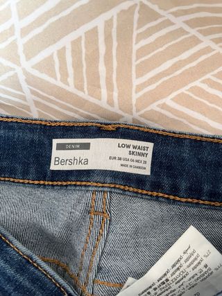 Pantalón vaquero Bershka