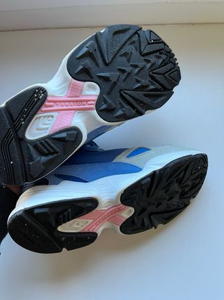 Zapatillas Adidas Falcon Azul y Gris